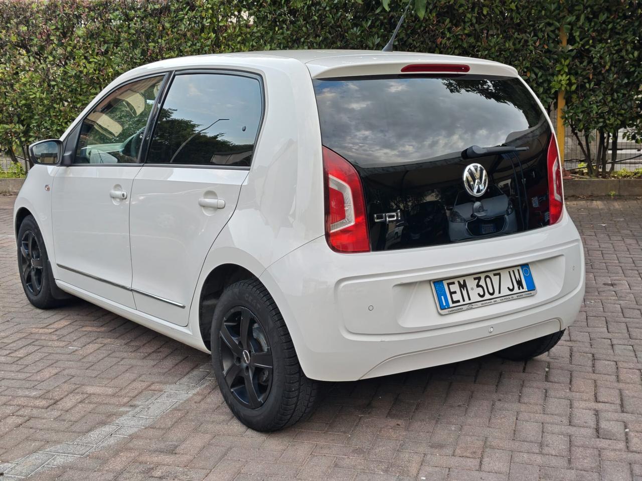 Volkswagen up! 1.0 75 CV 5p. high