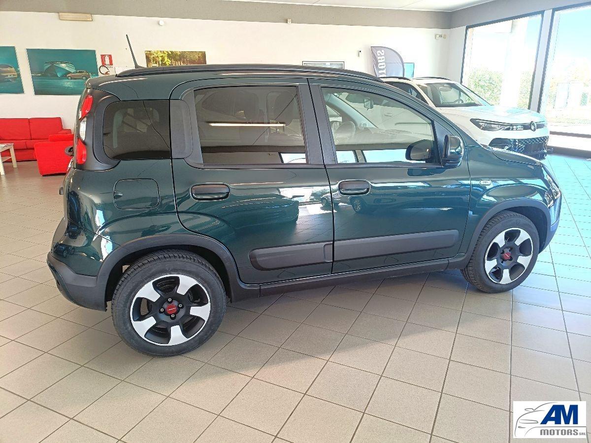 FIAT - Panda Cross firefly hybrid