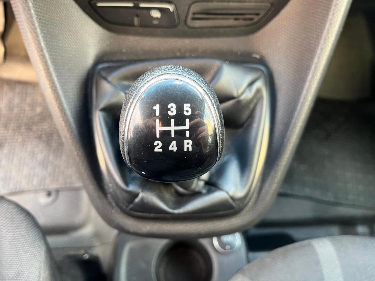 Ford Transit 1.6 TDCi 100CV Maxi