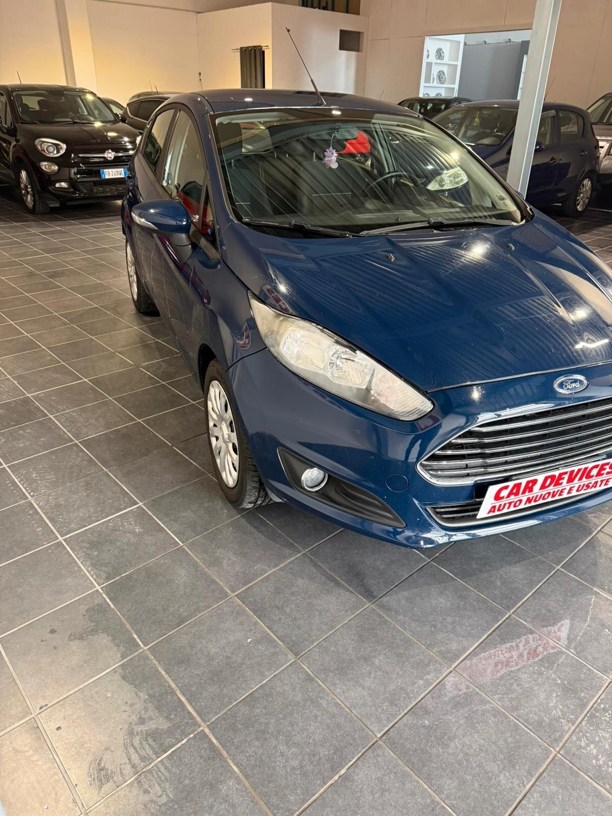 Ford Fiesta 1.5 TDCi 75CV - GARANZIA - NEOPATENTATI