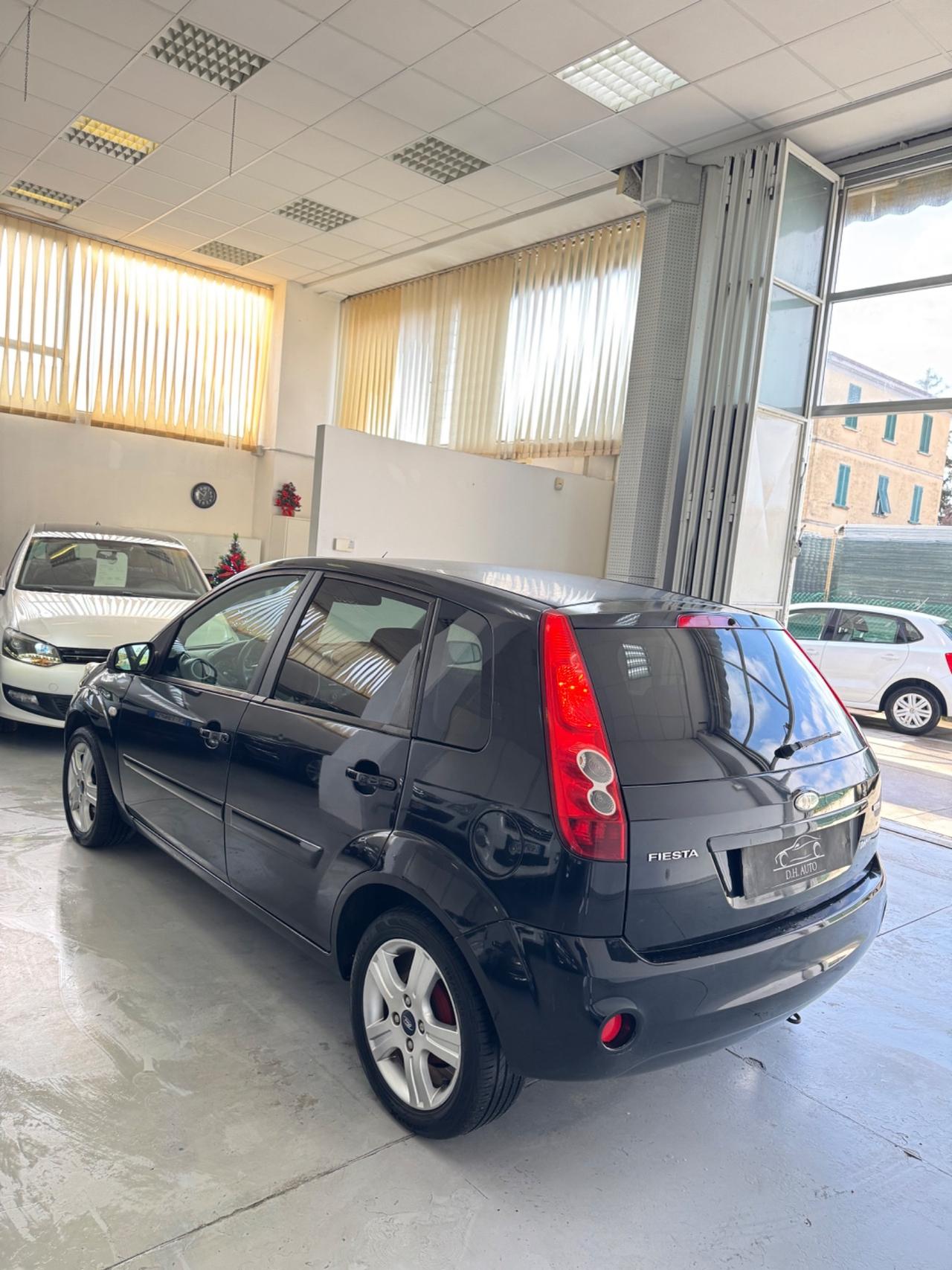 Ford Fiesta 1.4 TDCi 5p. Titanium