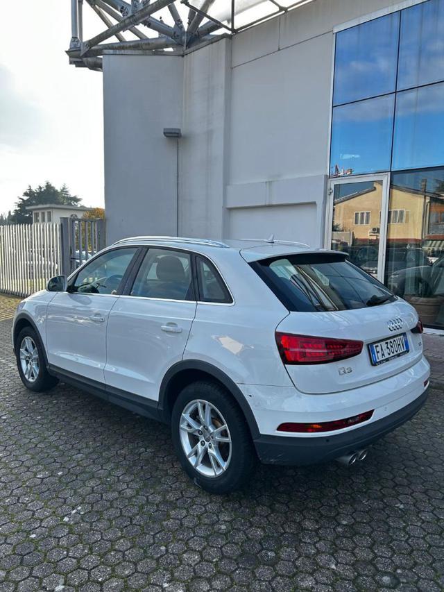 AUDI Q3 2.0 TDI 120 CV Business NEO PATENTATI