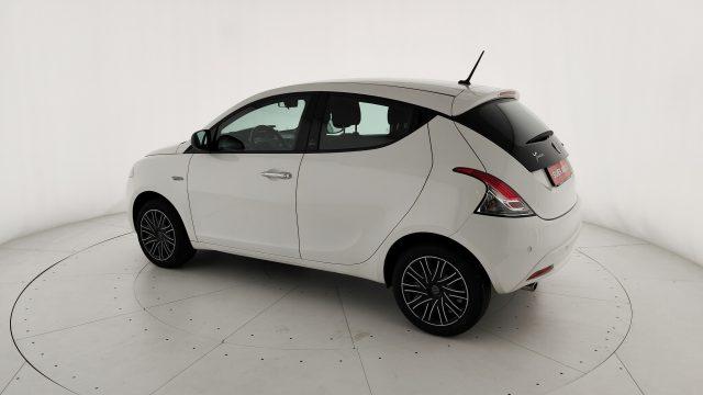 LANCIA Ypsilon 1.0 FireFly 5 porte S&S Hybrid Ecochic Gold