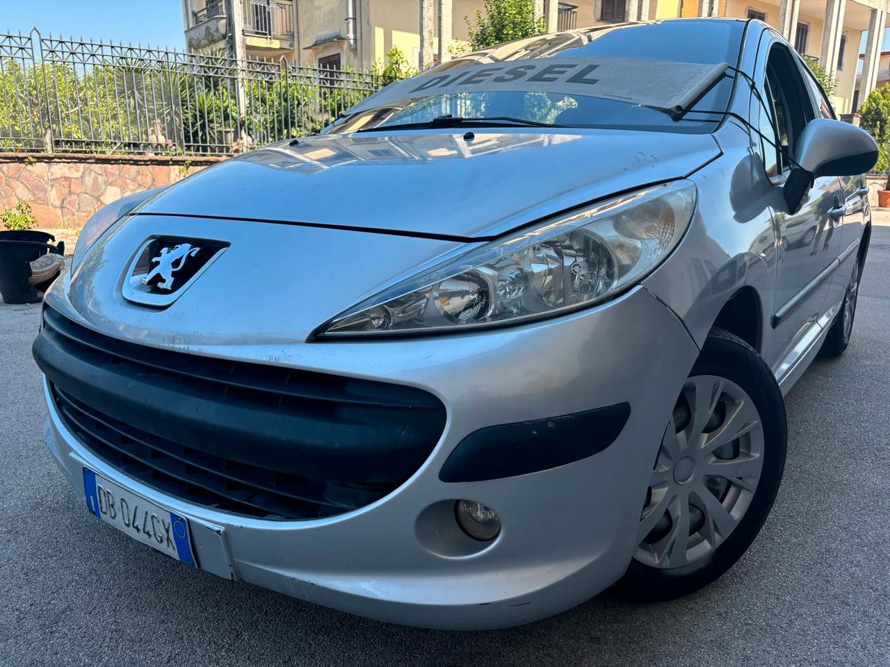 Peugeot 207 1.4 HDi 70CV 5p. X Line