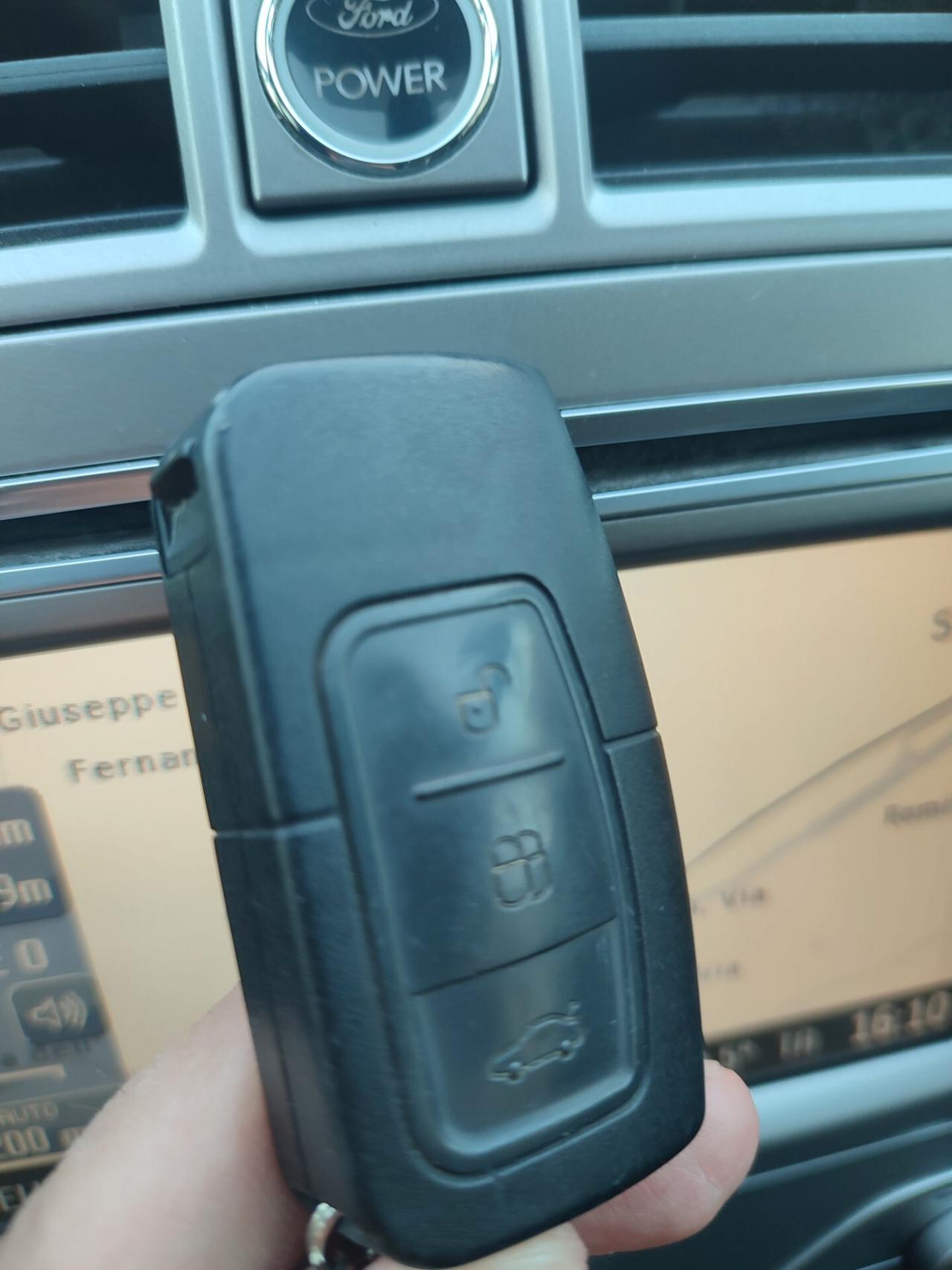 FORD KUGA 4WD DIESEL AUTOMATICA TETTO PANORAMICO FULL