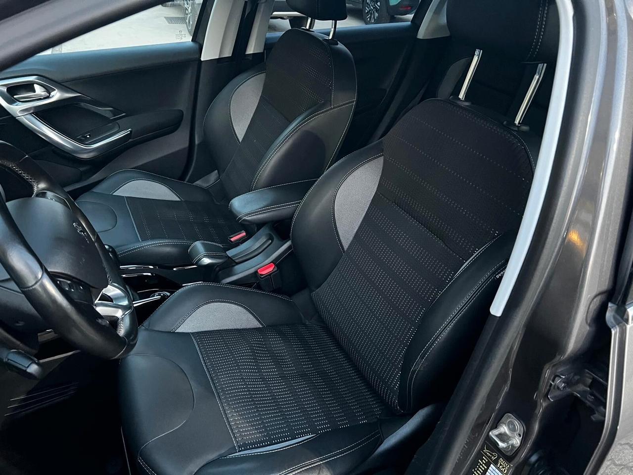 PEUGEOT 2008 1° serie PureTech Turbo 110 S&S A...