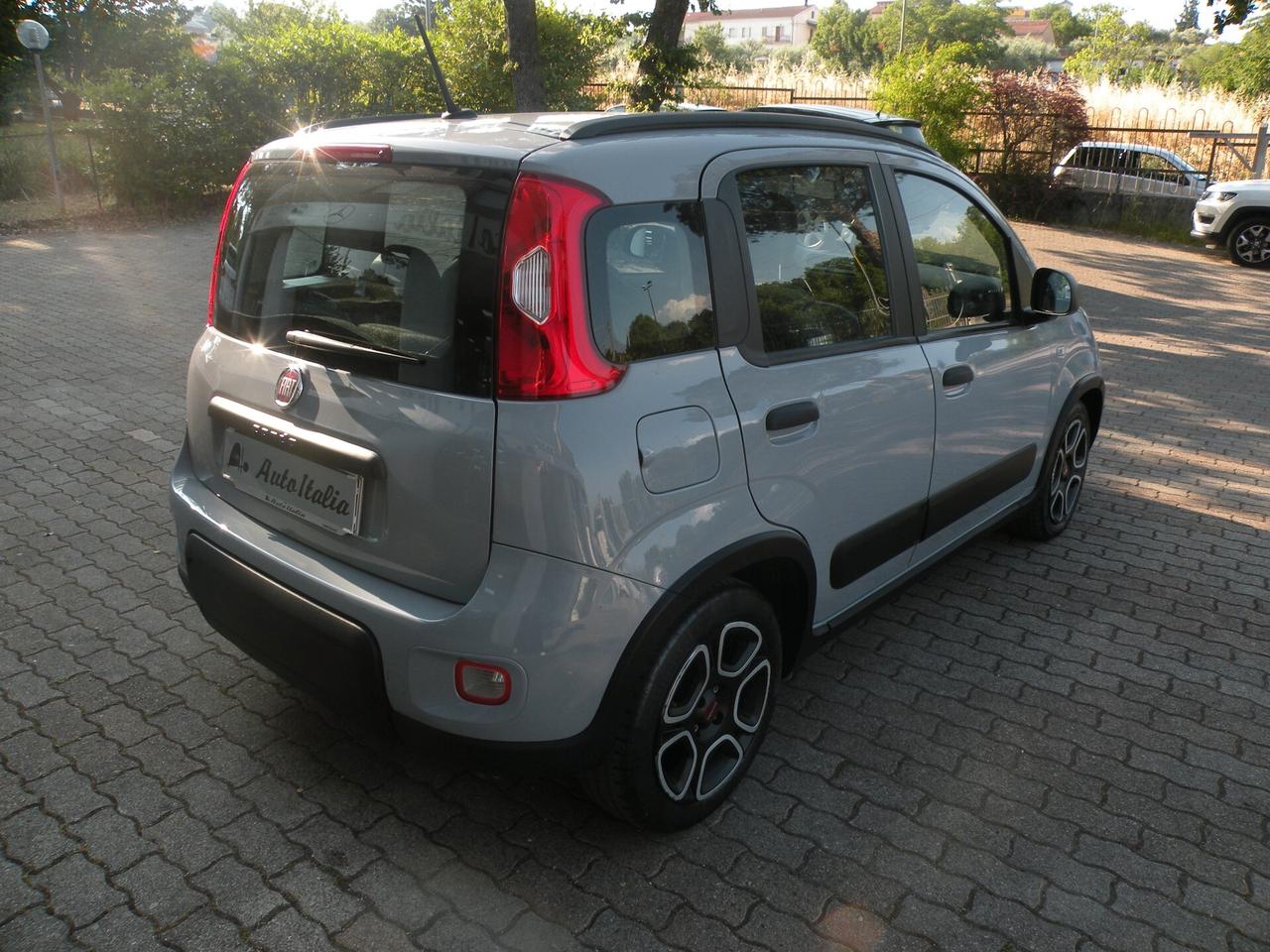 FIAT PANDA HYBRID 1.0 70CV 2022