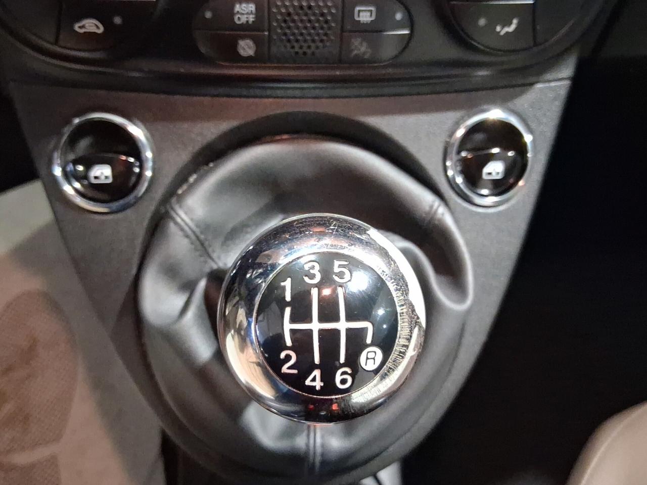 Fiat 500 1.0 Hybrid Lounge 70cv