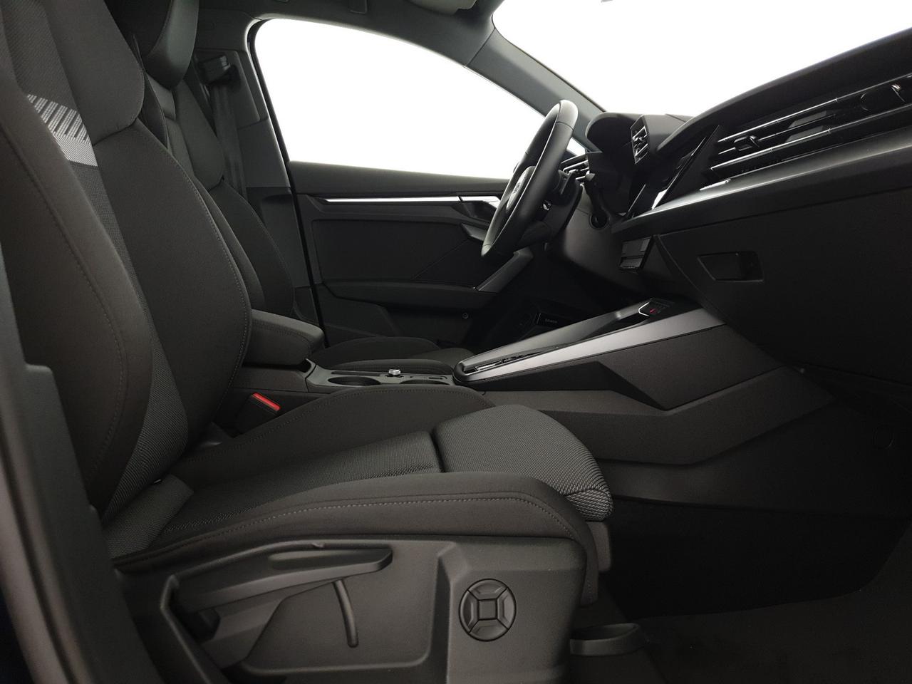 Sportback 30TFSI 116CV S tronic Business Advanced