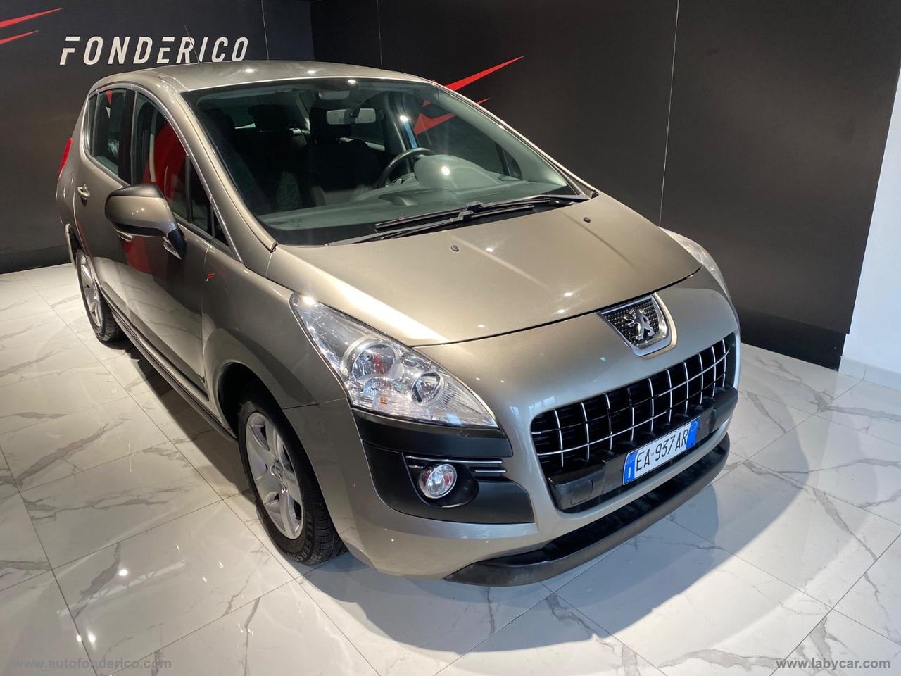 PEUGEOT 3008 1.6 HDi 110 CV AUTOMATICO Premium