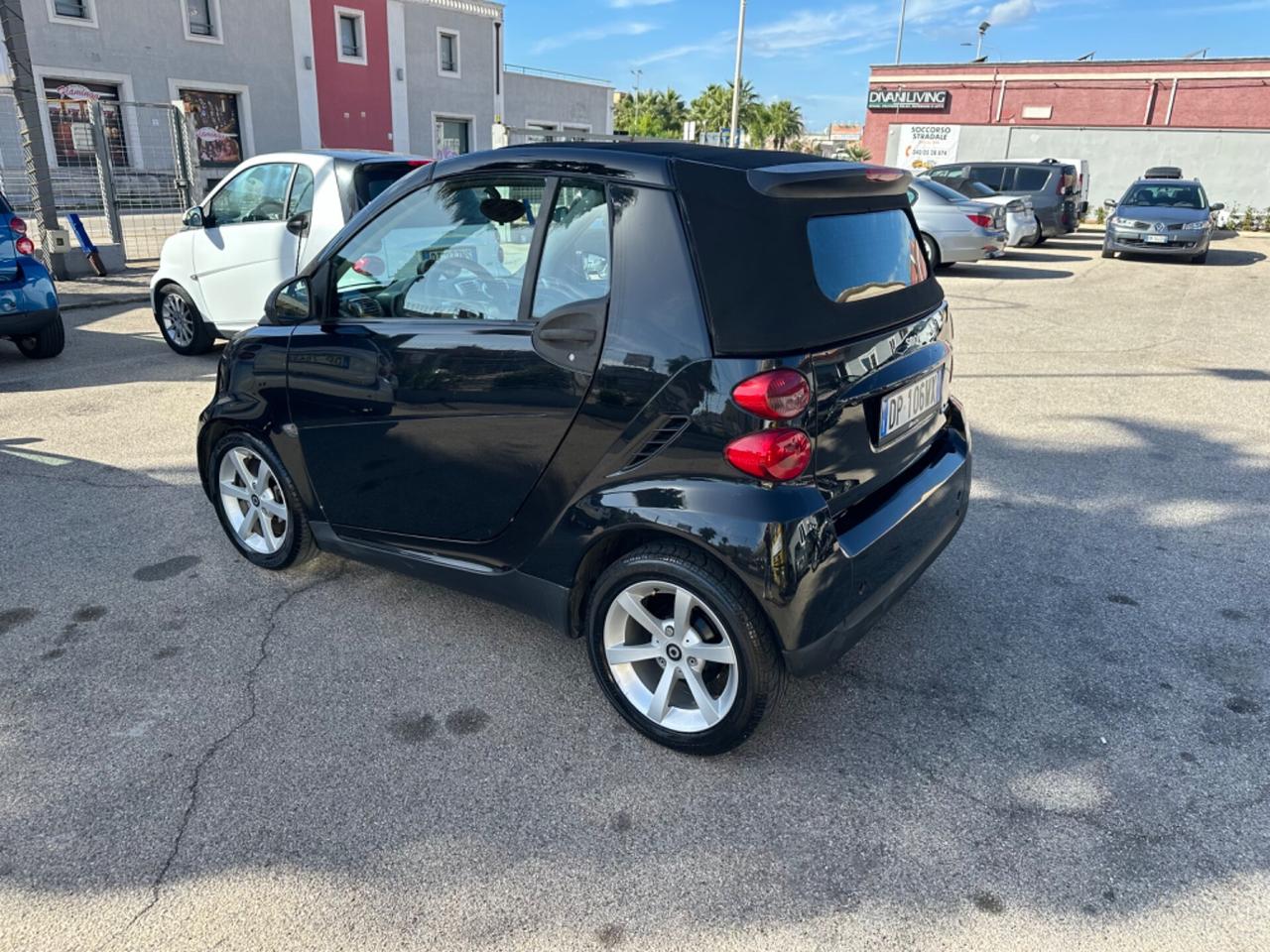 Smart ForTwo 1000 62 kW cabrio pulse