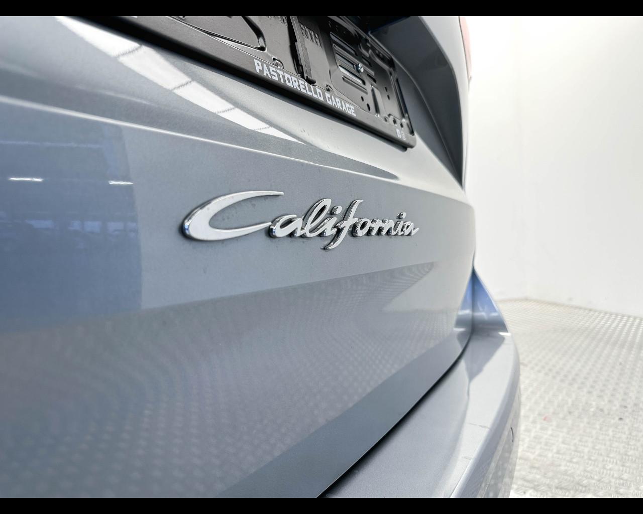 VOLKSWAGEN California 7ª '24-> - California 2.0 TDI 150 CV DSG Beach Tour