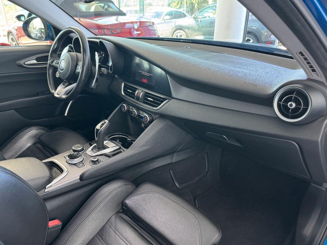 Alfa Romeo Giulia 2.2 T 210cv AT8 Q4 Veloce Tetto Apribile