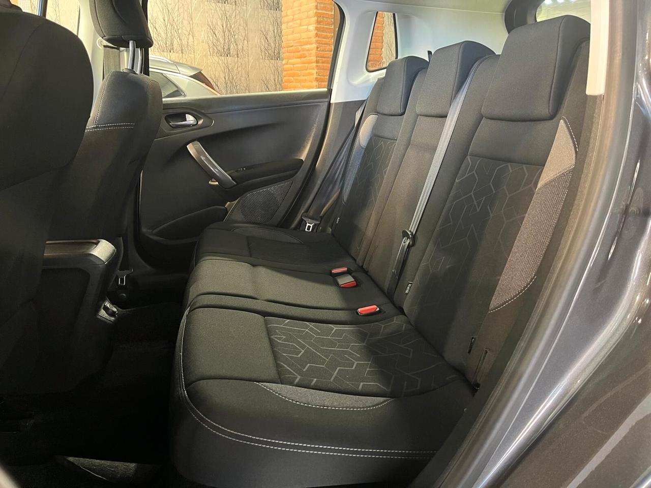 Peugeot 2008 PureTech 82 Allure