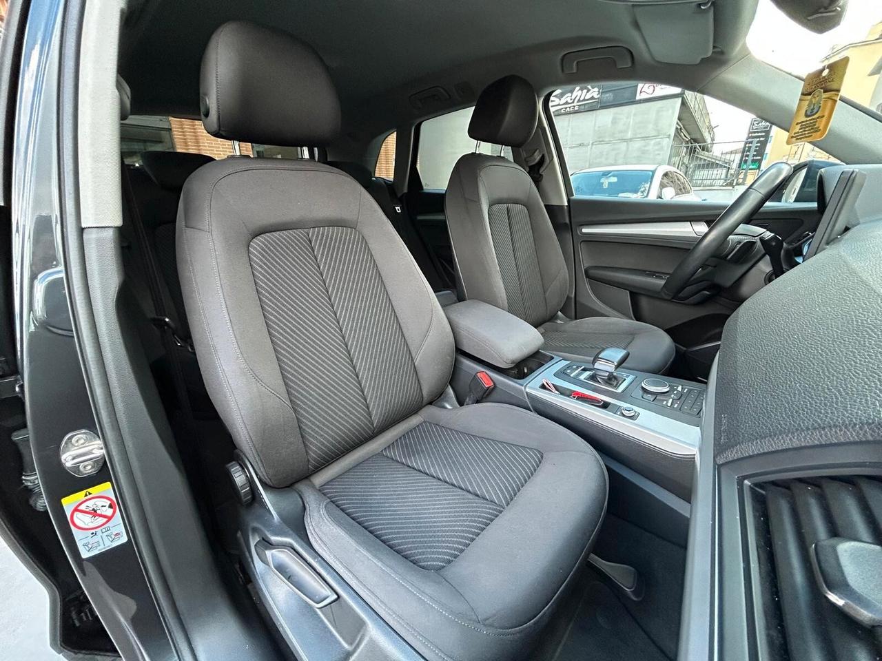 Audi Q5 35 TDI quattro S tronic Business