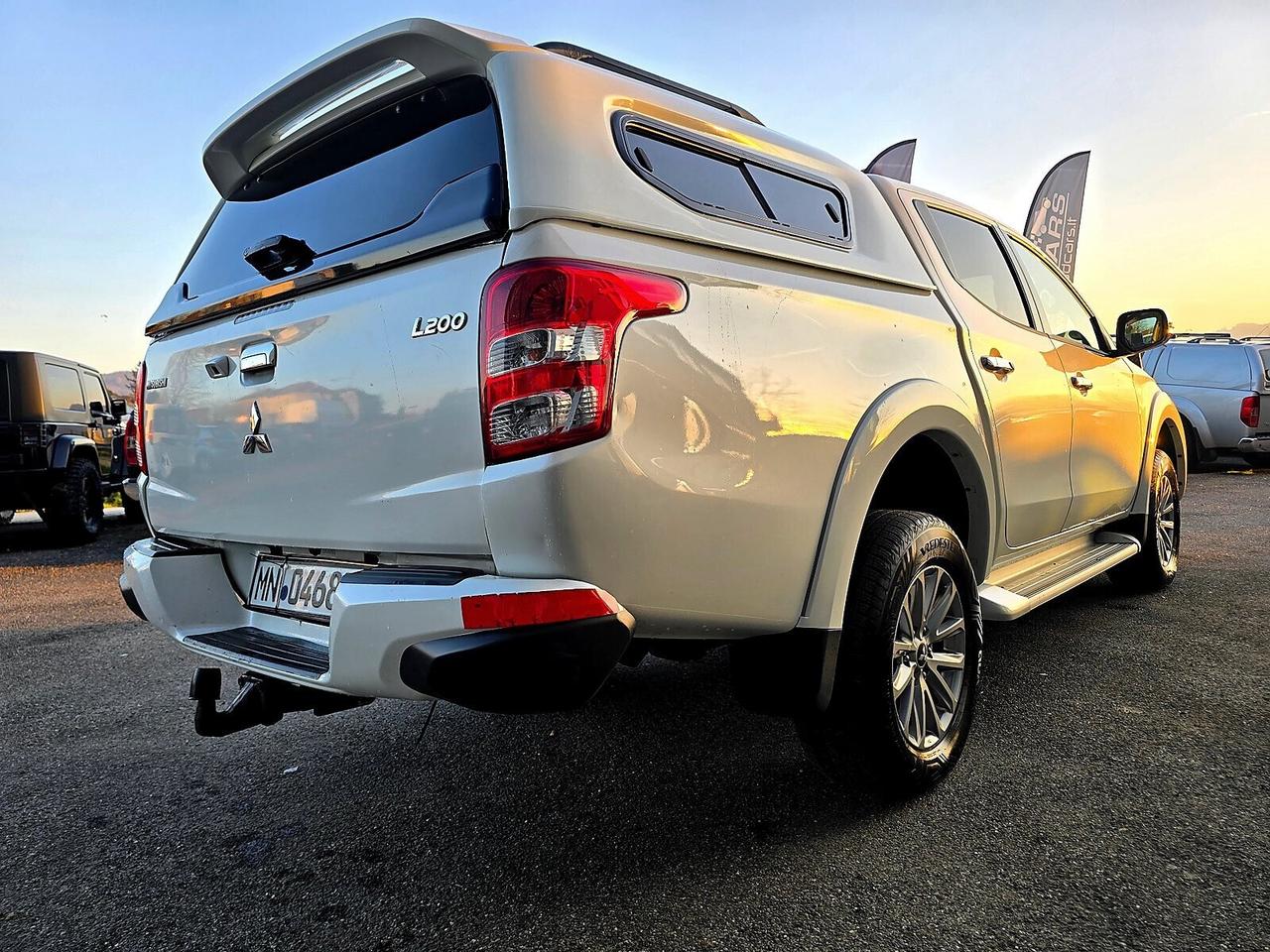 Mitsubishi L200 2.4 DI-D/181CV Intense