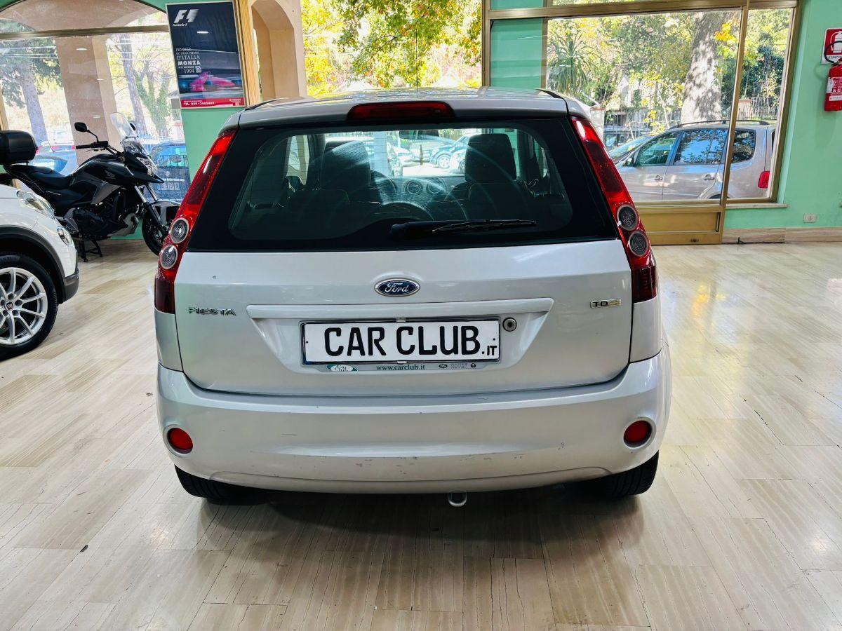 Ford Fiesta 1.4 TDCi 70cv Neop. Ok Clima Titanium