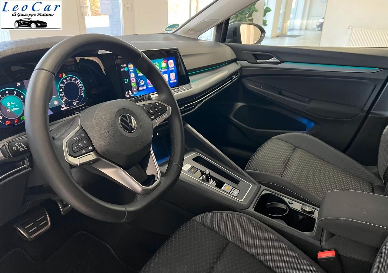 Volkswagen Golf VIII 1.5 TGI DSG Active