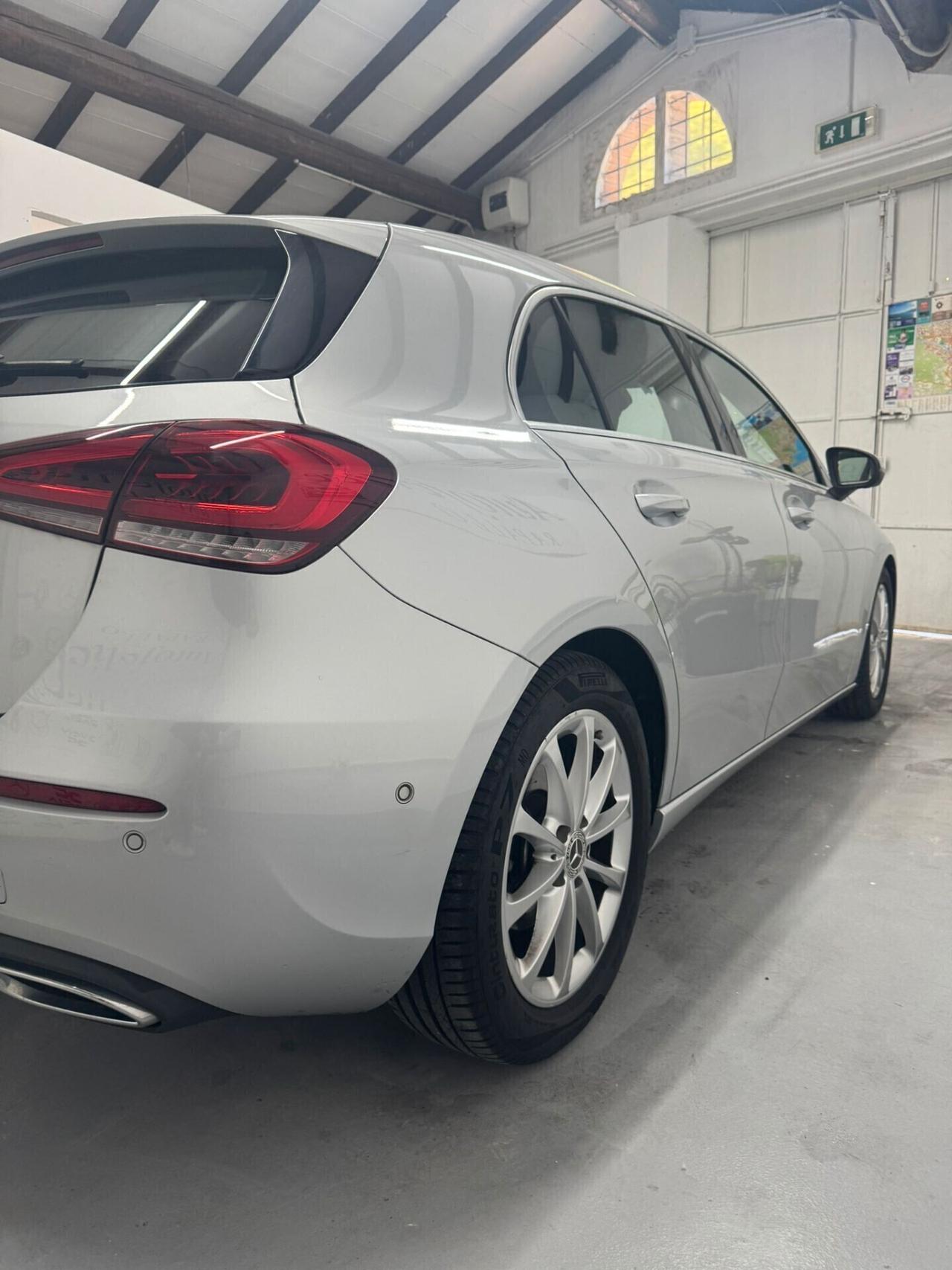 Mercedes-benz A 180 d Automatic Premium