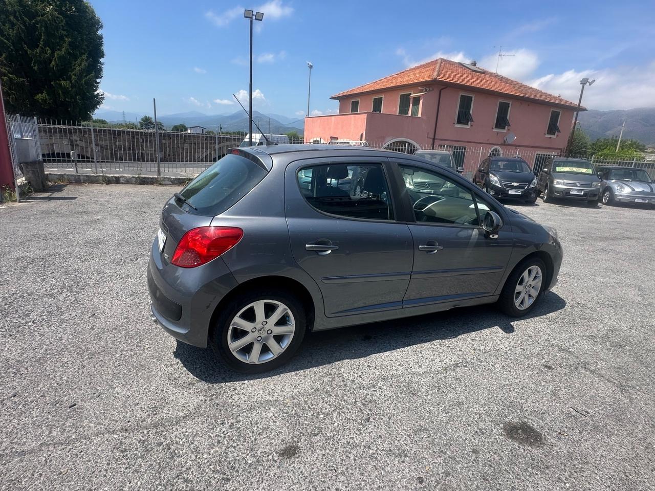 Peugeot 207 1.6 VTi 120CV 5p. XS