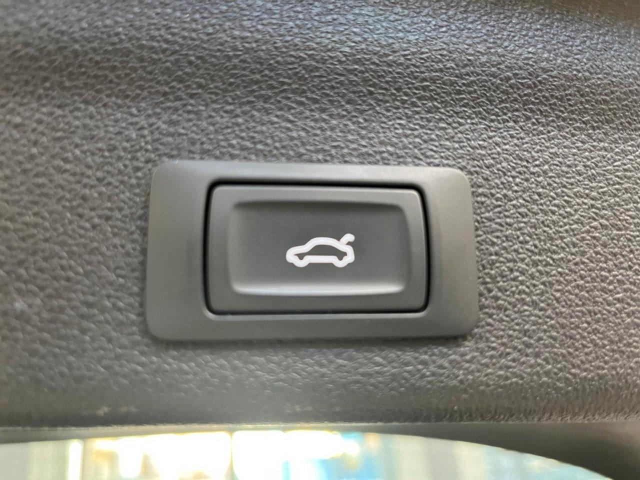 Audi A6 Avant 40 2.0 tdi mhev Business Design s-tronic