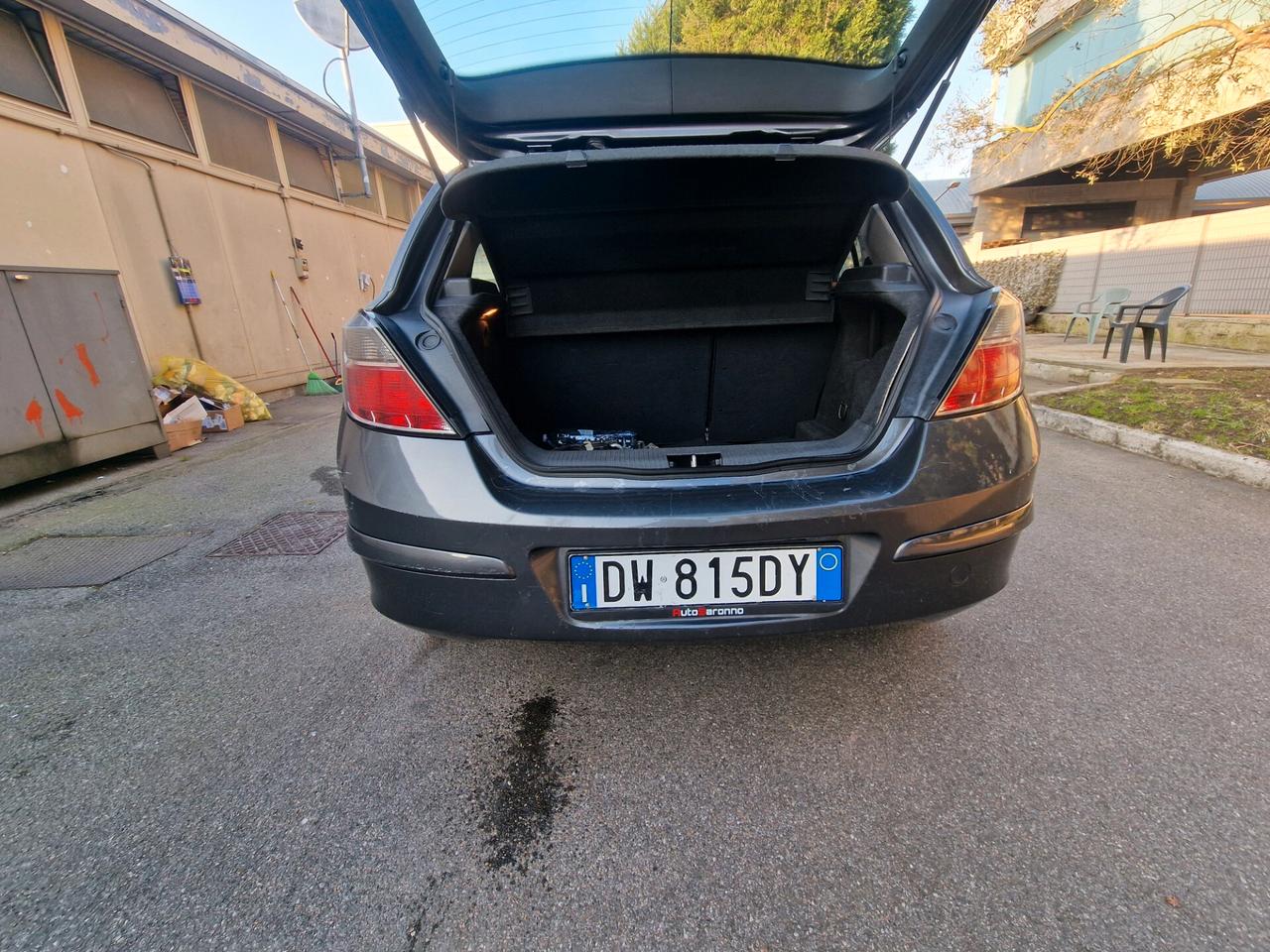 Opel Astra 1.6 16V VVT 5 porte Cosmo