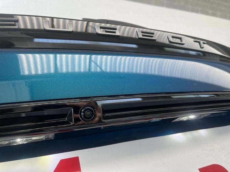 Peugeot 2008 Hybrid 145 e-DCS6 GT