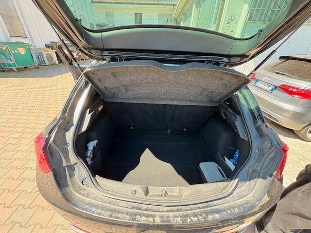 Alfa Romeo Giulietta 1.6 JTDm 120 CV Sport ALLESTIMENTO QUADRIFOGLIO