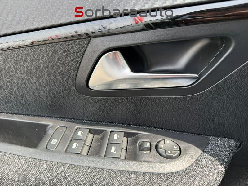 Peugeot 208 Hybrid 110 e-DCS6 Style