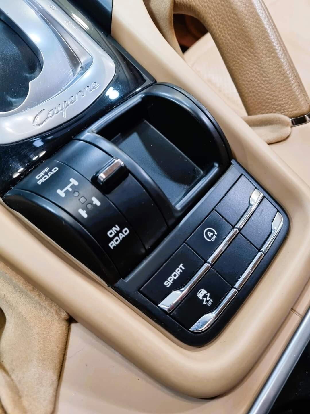 Porsche Cayenne 3.0 245cv