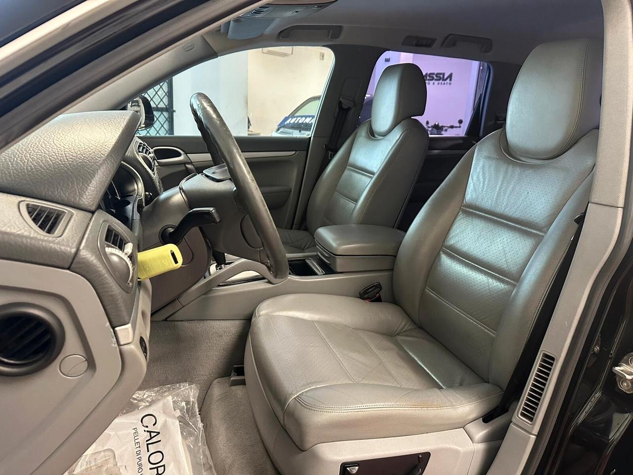 Porsche Cayenne 3.2 V6 cat GPL