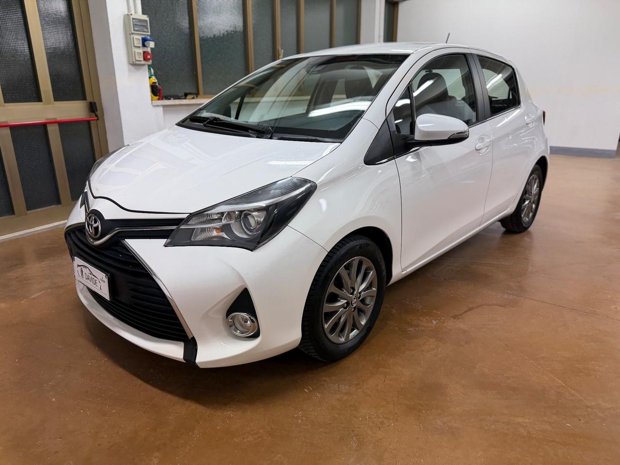 Toyota Yaris 1.0 5 porte vvt-i Active