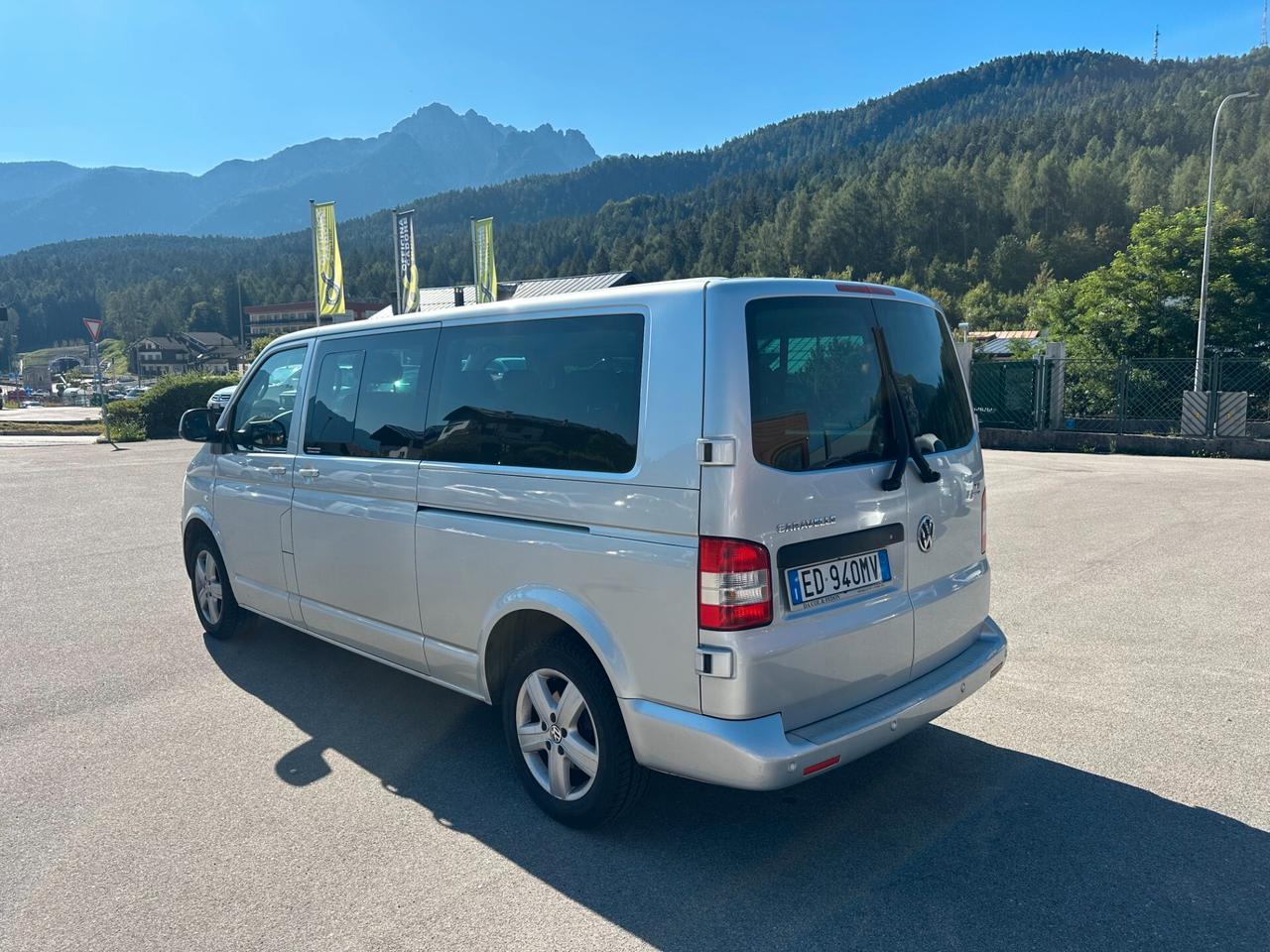 Volkswagen Transporter Caravelle 2.0 BiTDI 180CV DSG PL Comfortline