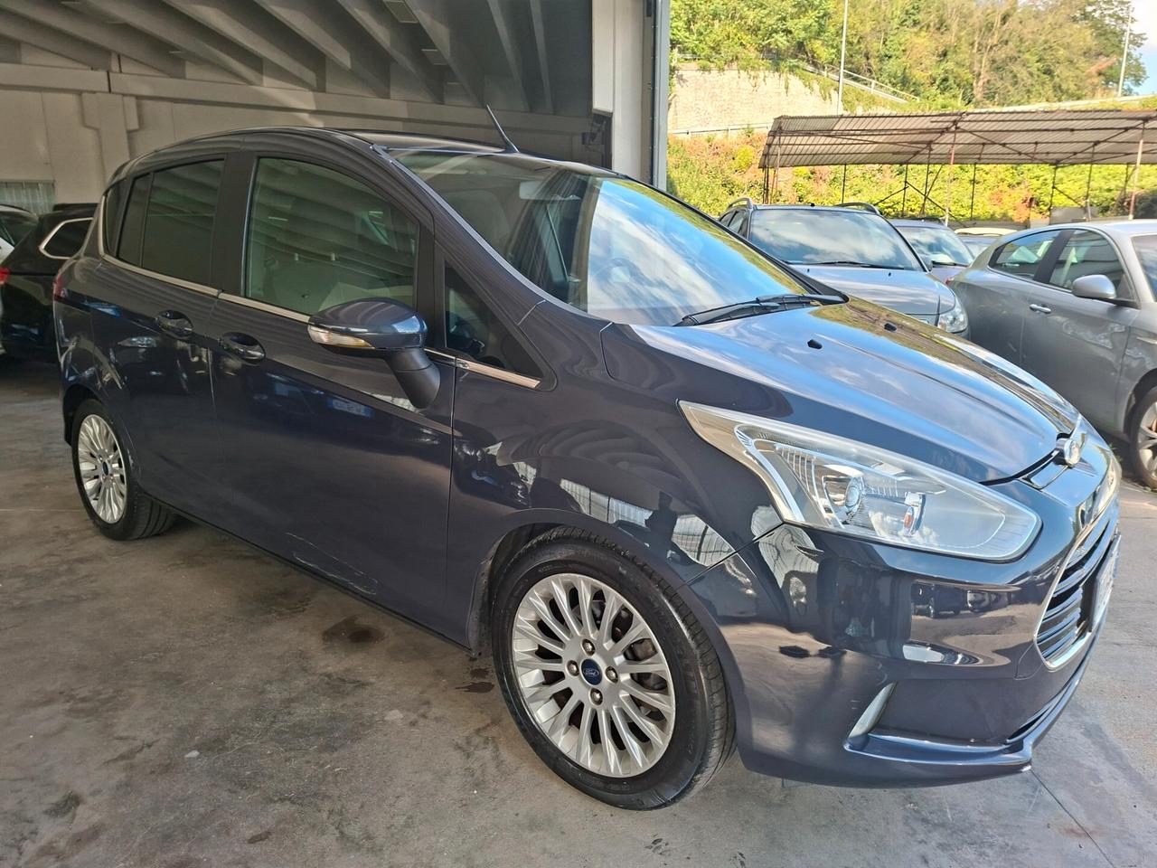 Ford B-Max 1.5 TDCI / CINGHIA FATTA / DA NEOPATENTATI