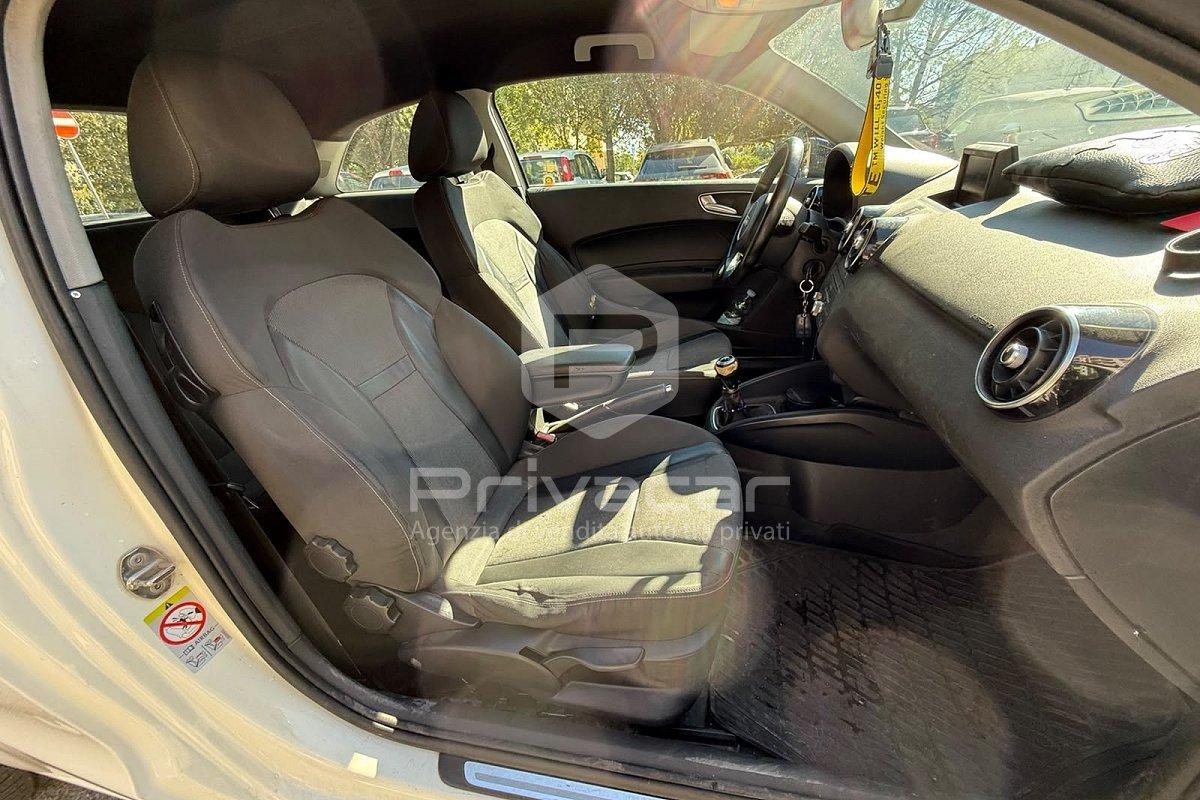 AUDI A1 1.6 TDI 105 CV Ambition