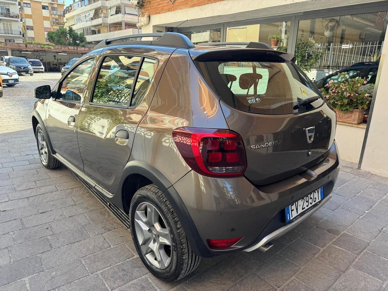 DACIA Sandero Stepway 0.9 TCe Turbo GPL 90CV S&S