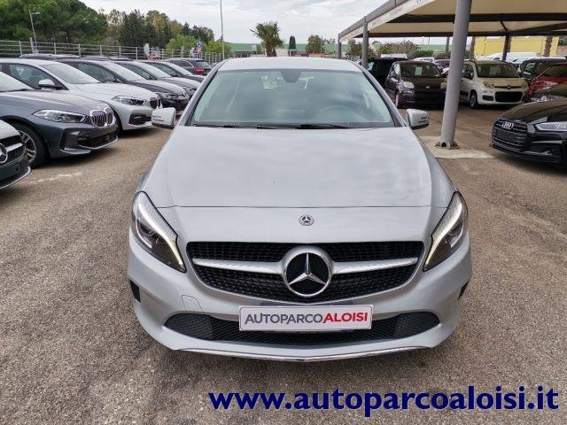 MERCEDES-BENZ A 180 d Business