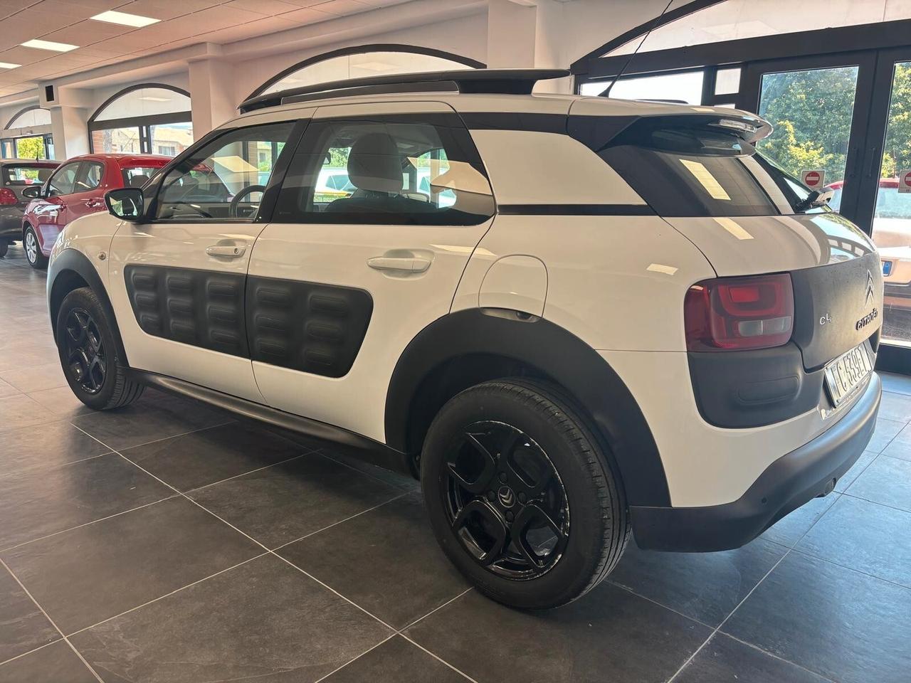 CITROEN C4 CACTUS ANNO 2016 DS 1.6 ADATTA NEOPATENTATI KM 185 MILA