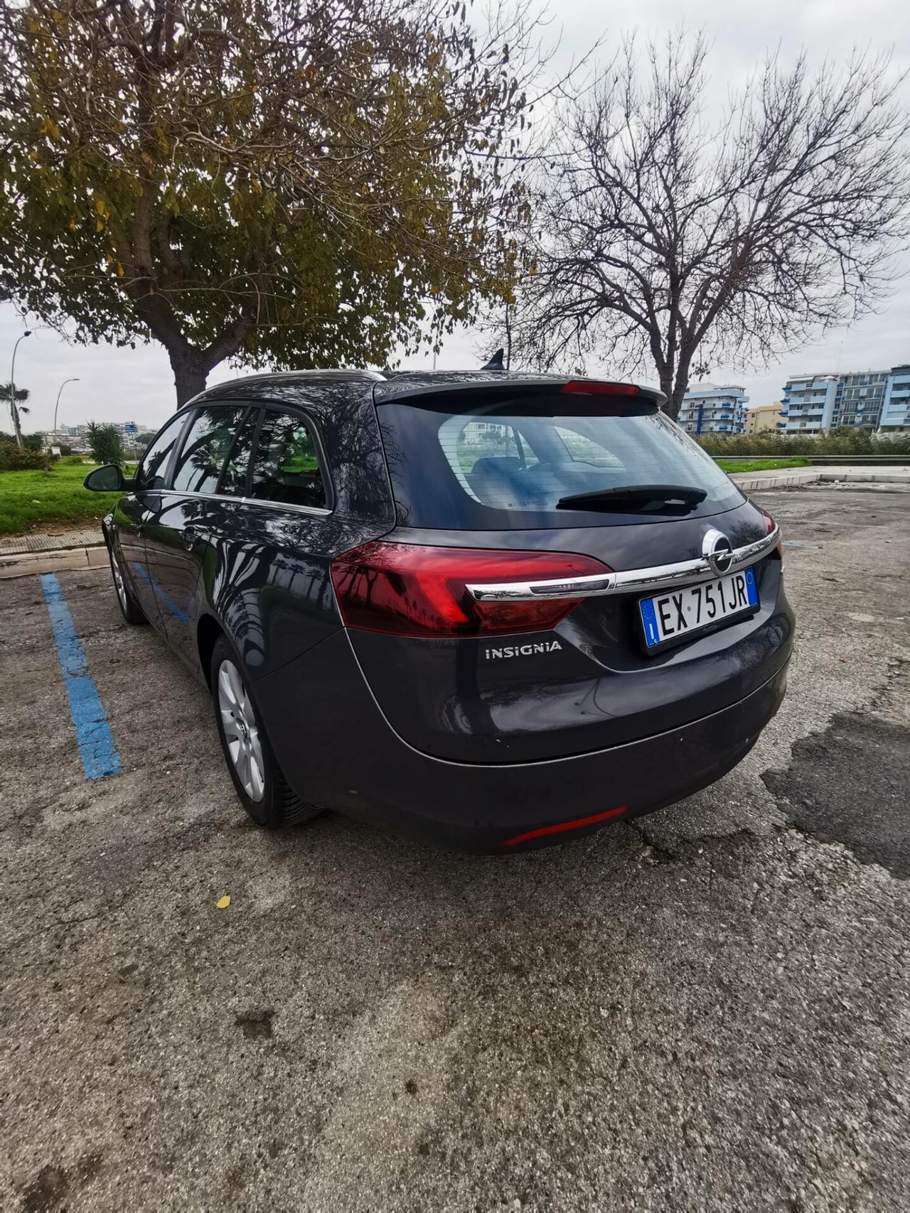 Opel Insignia 2.0 CDTI Sports Tourer aut. Cosmo 2014