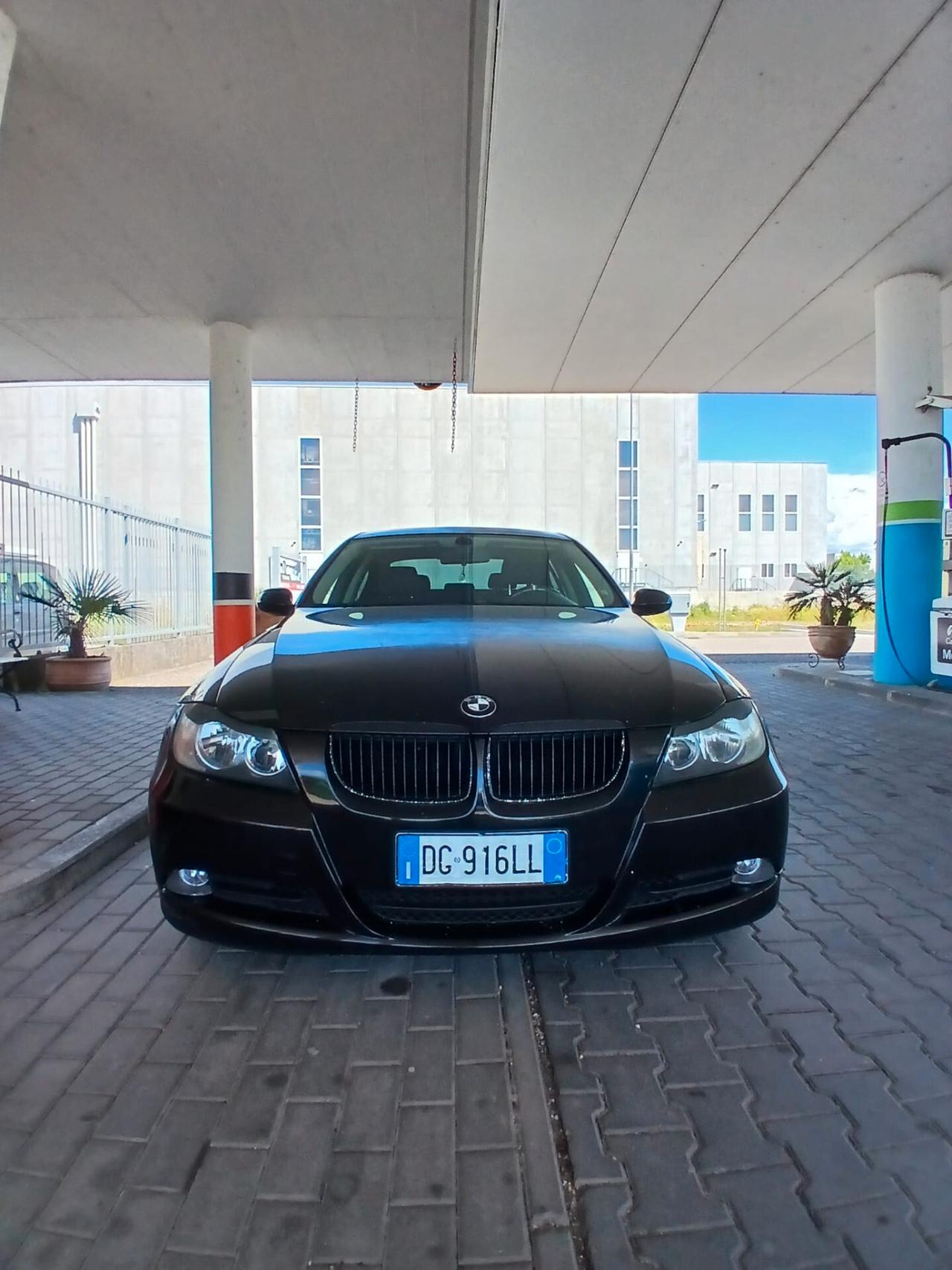 BMW Serie 3 E90 2007 Pronta all’uso