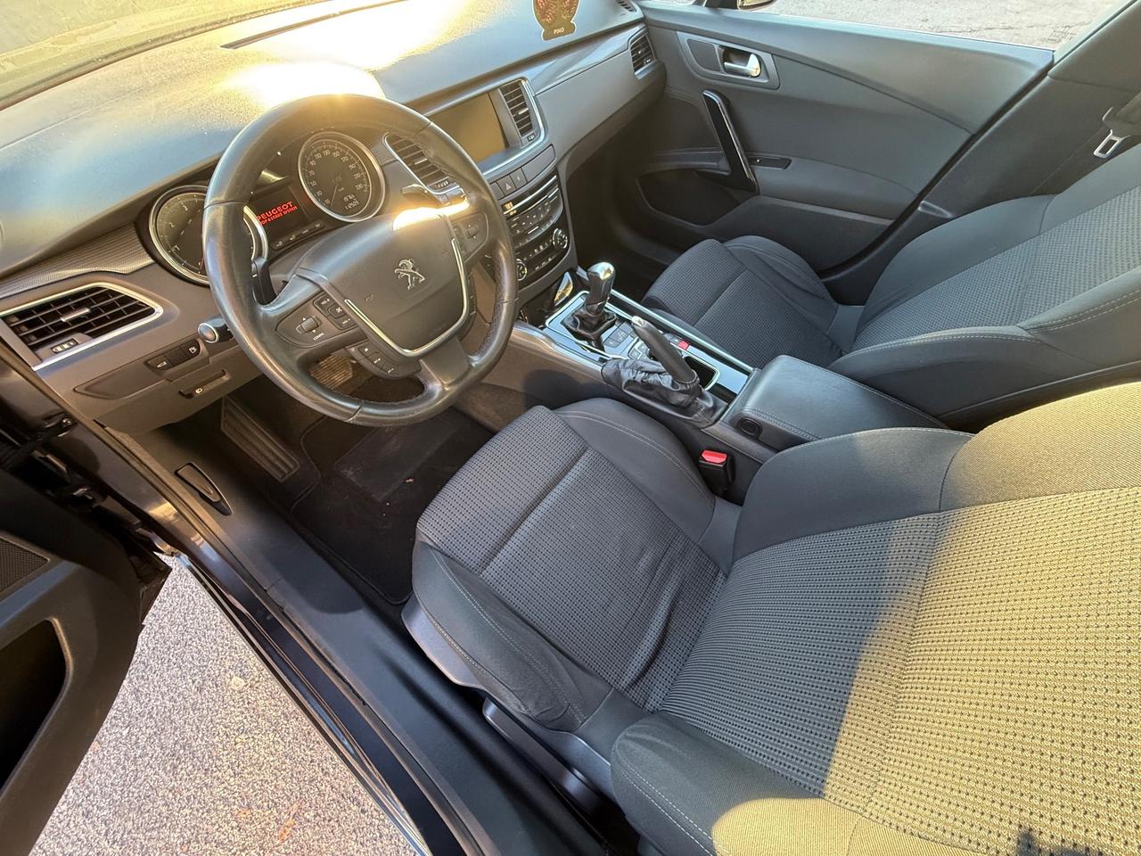 Peugeot 508 1.6 e-HDi 115CV cambio robotizzato S&S SW Ciel Business