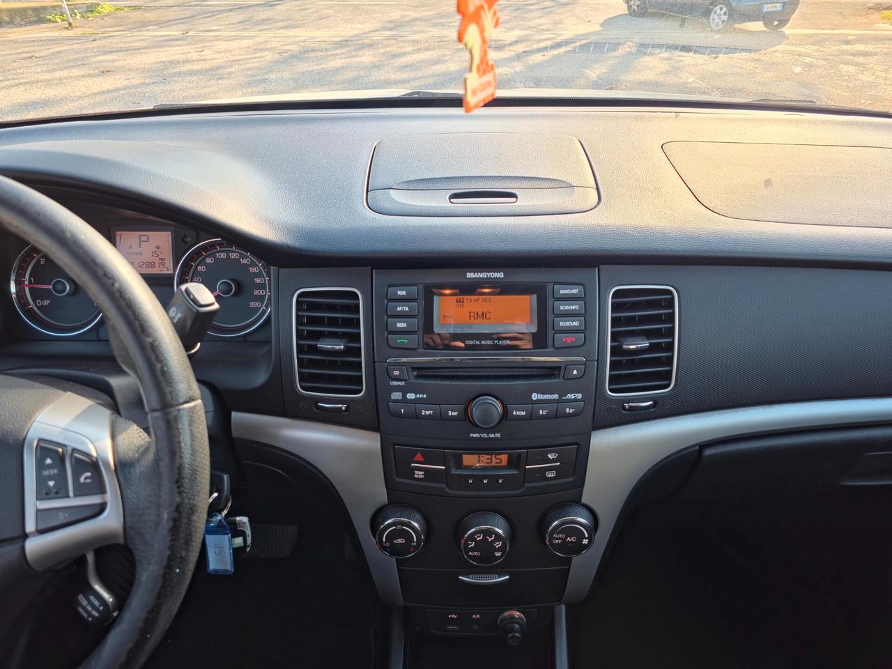 Ssangyong Korando 2.0 e-XDi 175 CV 2WD AT Classy 2011-E5 Automatico