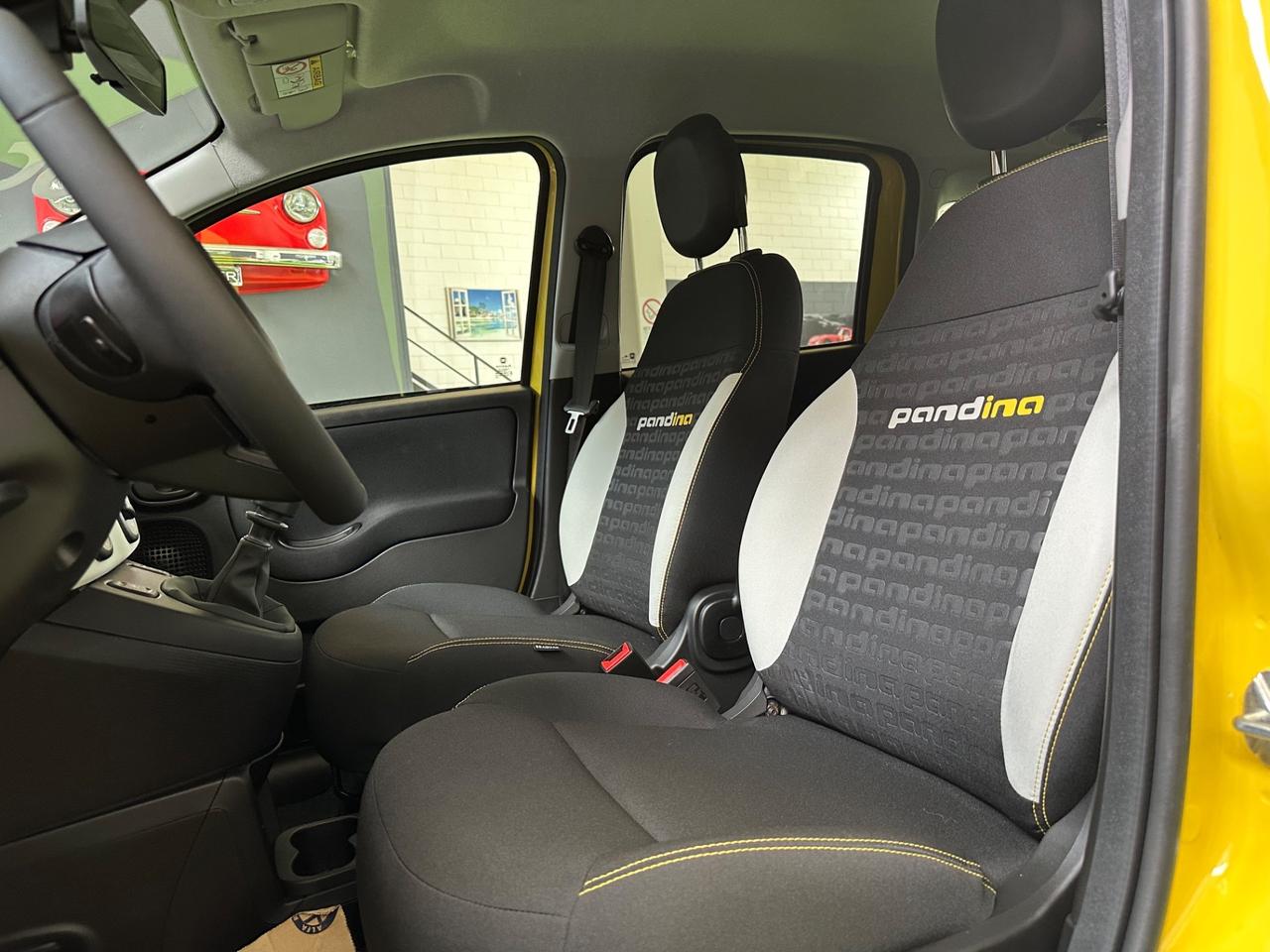 Fiat Panda 1.0 Hybrid 70CV Pandina CROSS KM ZERO 2025