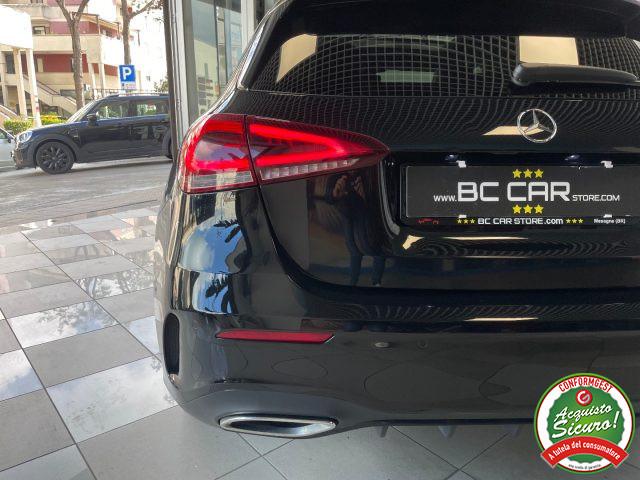 MERCEDES-BENZ A 180 d Premium AMG *NIGHT PACK *TETTO *PACKLUCI