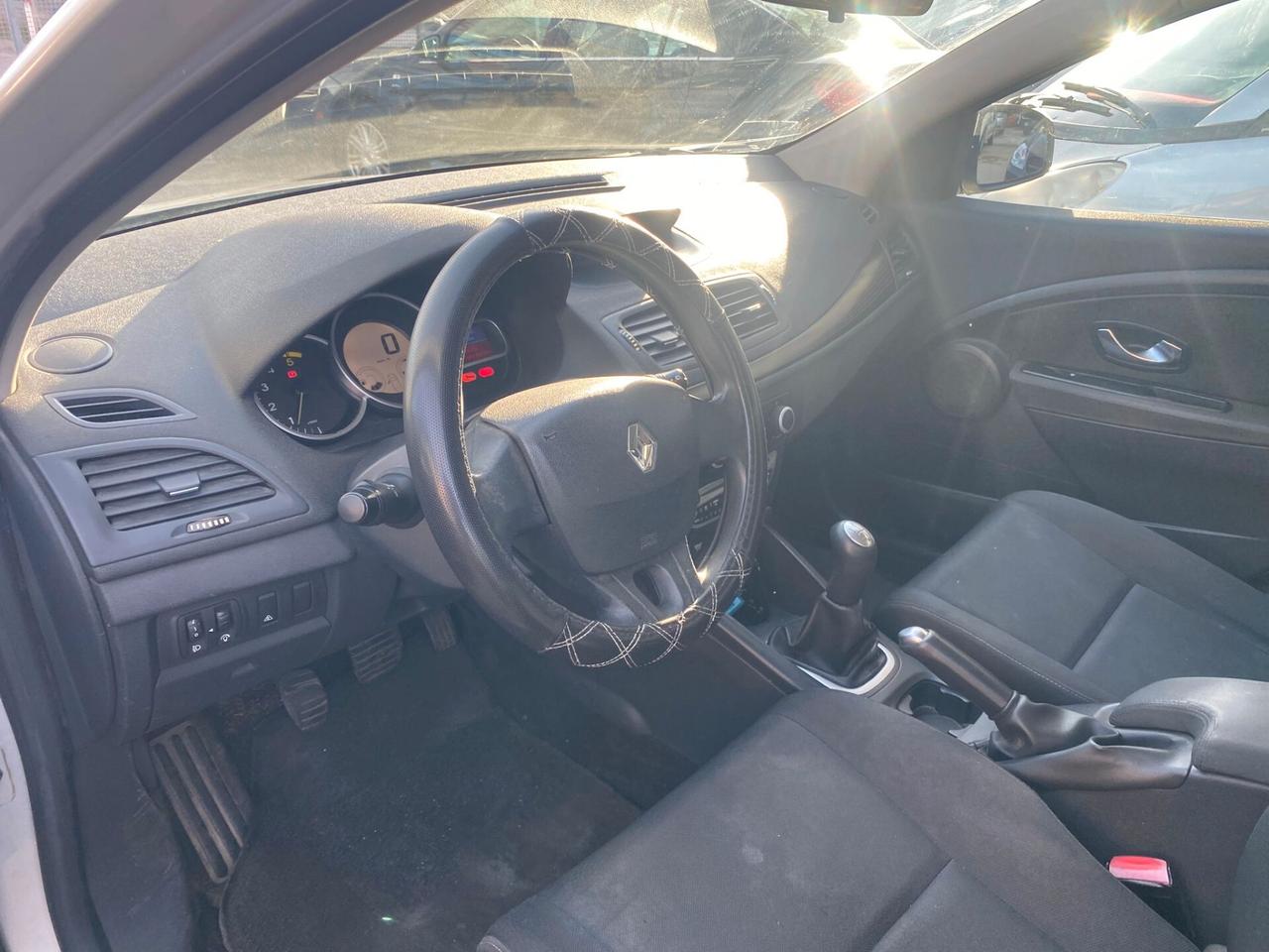 Renault Megane 1.5 cc diesel -(PRIVATO)-2010