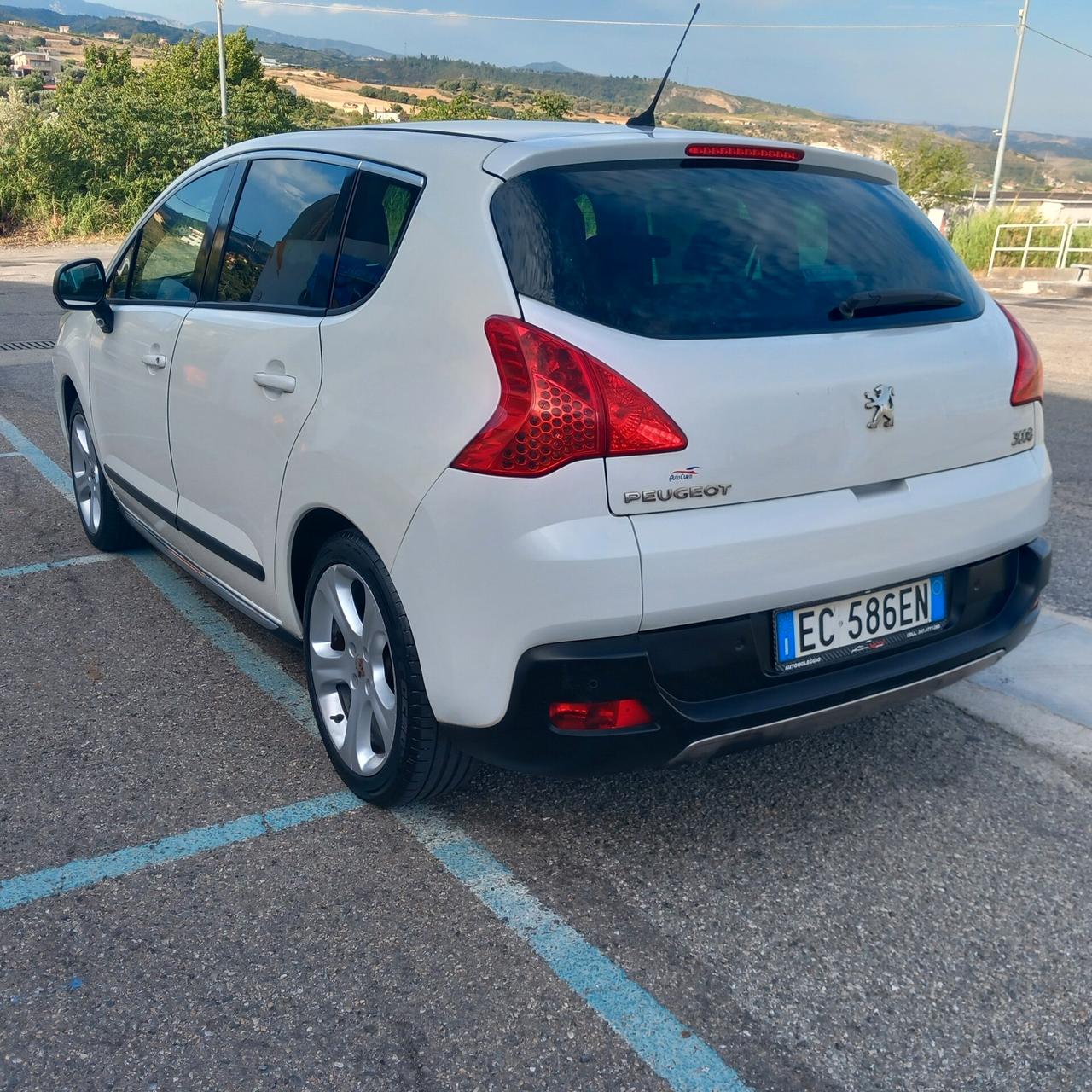Peugeot 3008 2.0 HDi 110CV Business