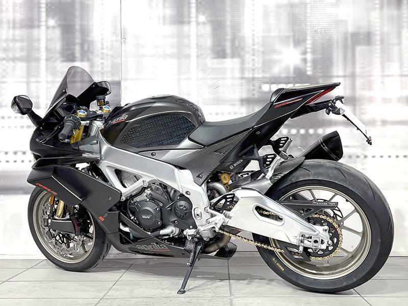 Aprilia RSV4 1100 Factory