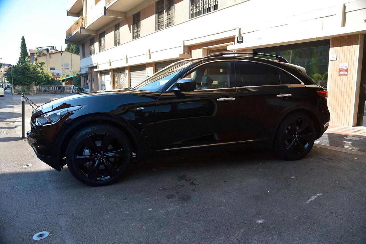 Infiniti QX70 3.0 diesel V6 AT S