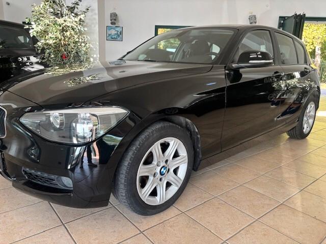 Bmw 114 114i 5p. Sport