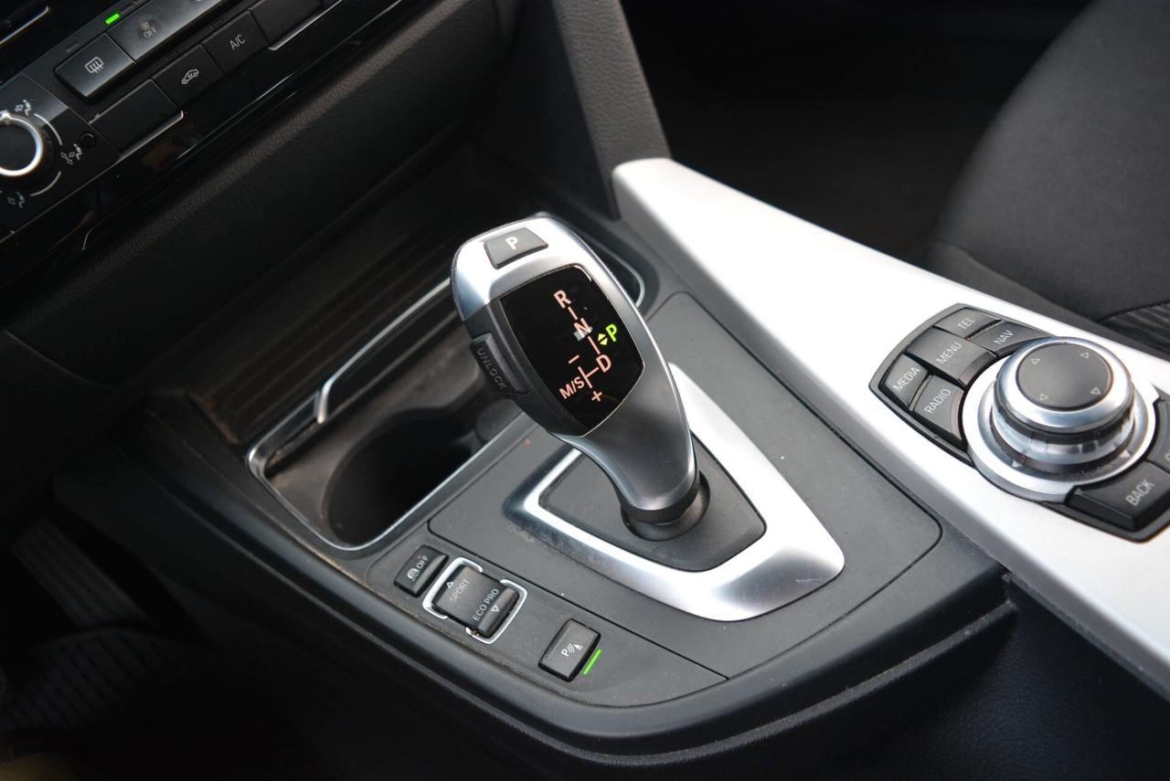 Bmw 318 318d Touring Business automatica